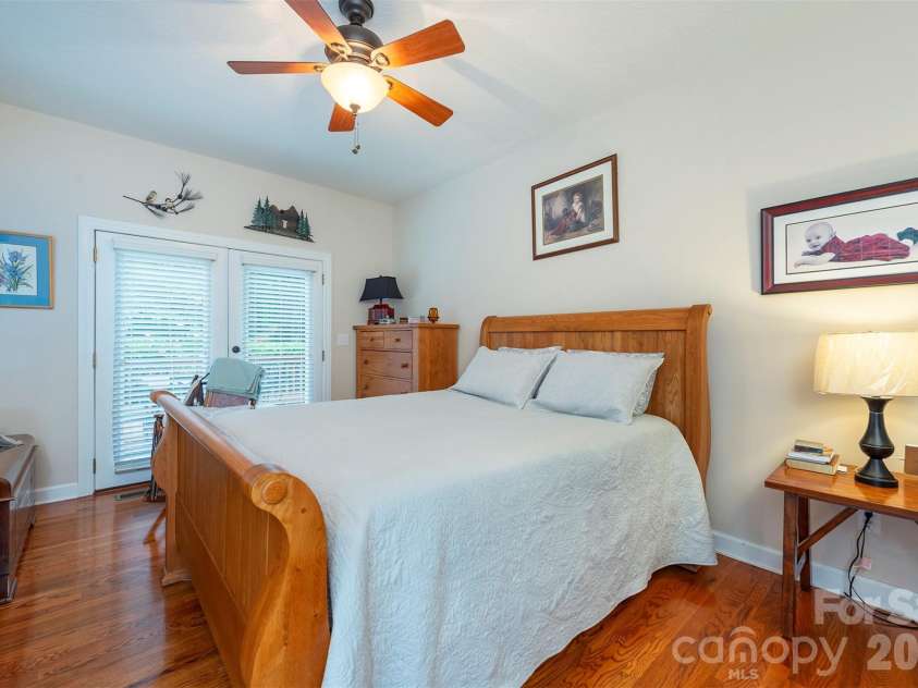 25 Deer Trail Way, Fairview, NC 28730.  MLS# CAR4428535, YatesRealty ID 53113. 
