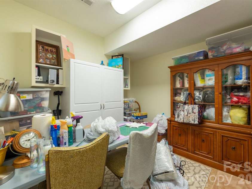 25 Deer Trail Way, Fairview, NC 28730.  MLS# CAR4428535, YatesRealty ID 53113. 