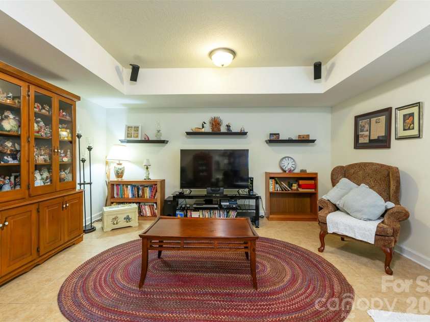 25 Deer Trail Way, Fairview, NC 28730.  MLS# CAR4428535, YatesRealty ID 53113. 
