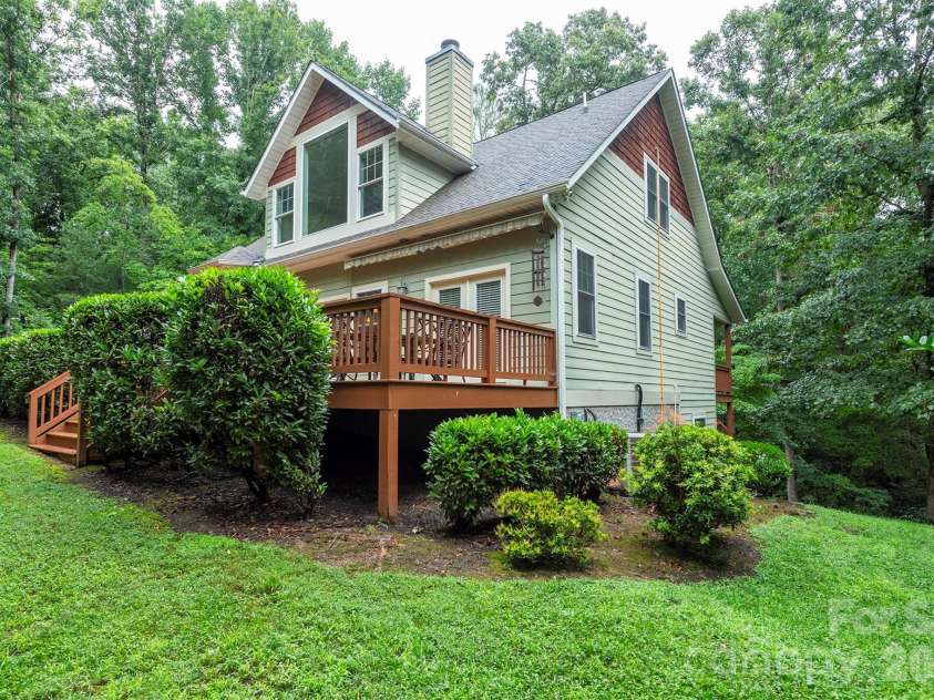 25 Deer Trail Way, Fairview, NC 28730.  MLS# CAR4428535, YatesRealty ID 53113. 