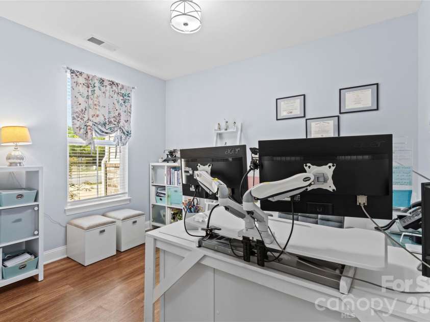 111 Paradise Hills Circle, Mooresville, NC 28115.  MLS# CAR4428377, YatesRealty ID 53114. Office