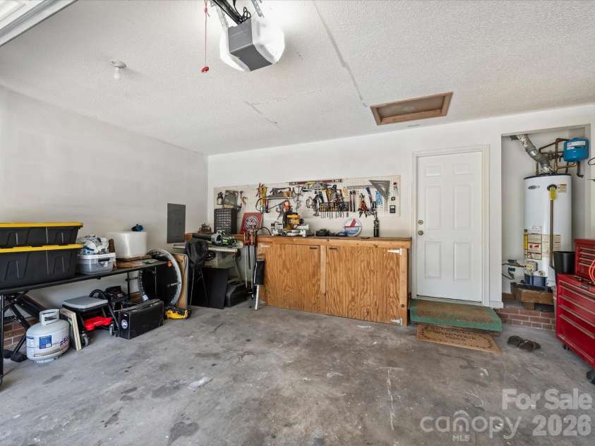 1608 Running Brook Road, Charlotte, NC 28214.  MLS# CAR4424318, YatesRealty ID 53115. Garage