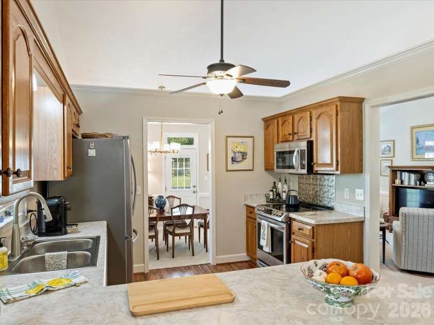 1608 Running Brook Road, Charlotte, NC 28214.  MLS# CAR4424318, YatesRealty ID 53115. Kitchen