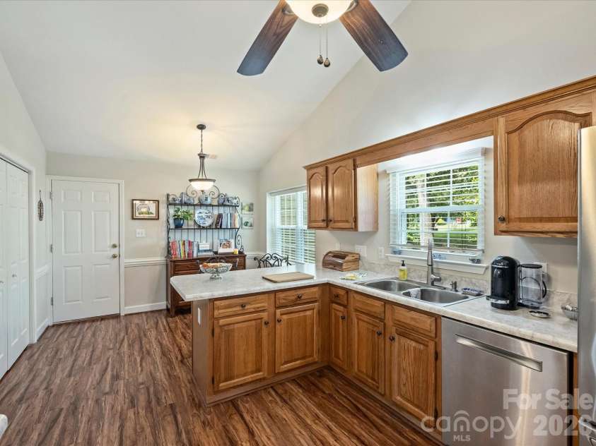 1608 Running Brook Road, Charlotte, NC 28214.  MLS# CAR4424318, YatesRealty ID 53115. Kitchen