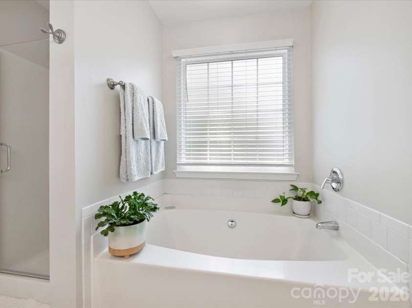 1608 Running Brook Road, Charlotte, NC 28214.  MLS# CAR4424318, YatesRealty ID 53115. Primary Bathroom