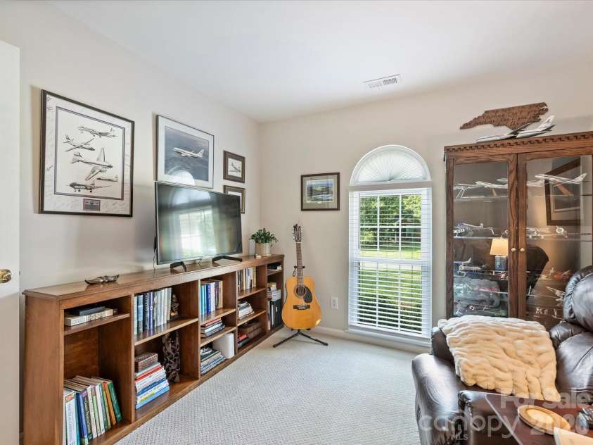 1608 Running Brook Road, Charlotte, NC 28214.  MLS# CAR4424318, YatesRealty ID 53115. Third Bedroom