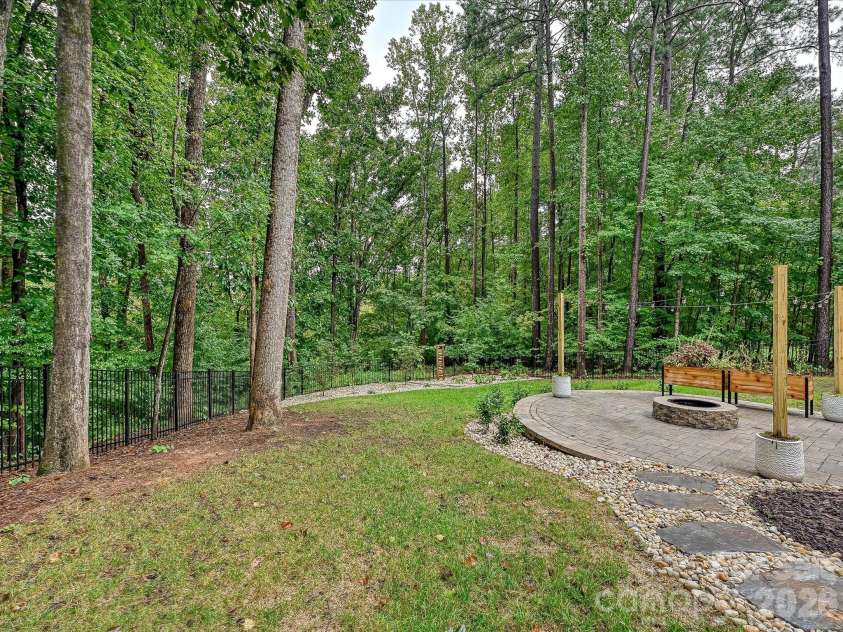 138 Waterbury Drive, Mooresville, NC 28117.  MLS# CAR4420165, YatesRealty ID 53116. Backyard
