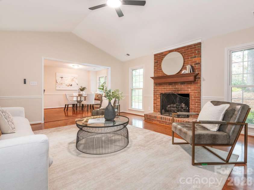 1207 Matthews Plantation Drive, Matthews, NC 28105.  MLS# CAR4428442, YatesRealty ID 53119. 