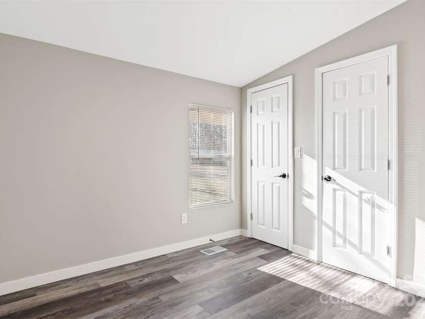 8670 Carroll Street, Hickory, NC 28601.  MLS# CAR4224295, YatesRealty ID 5312. 