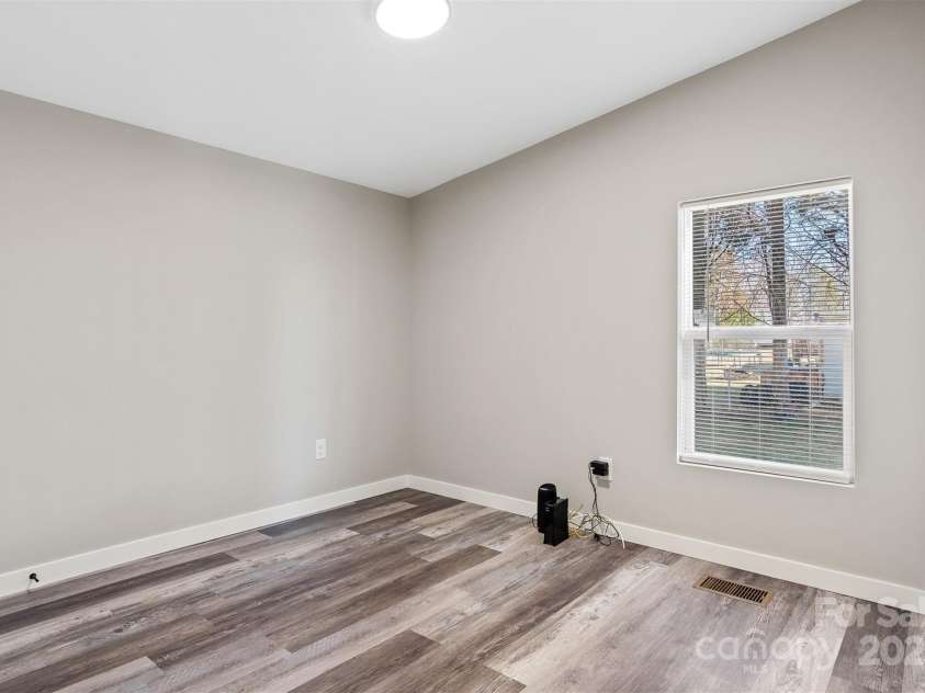 8670 Carroll Street, Hickory, NC 28601.  MLS# CAR4224295, YatesRealty ID 5312. 