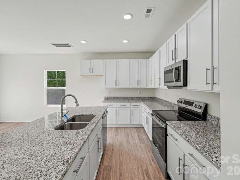 405 Webb Road, Shelby, NC 28152.  MLS# CAR4422603, YatesRealty ID 53120. 