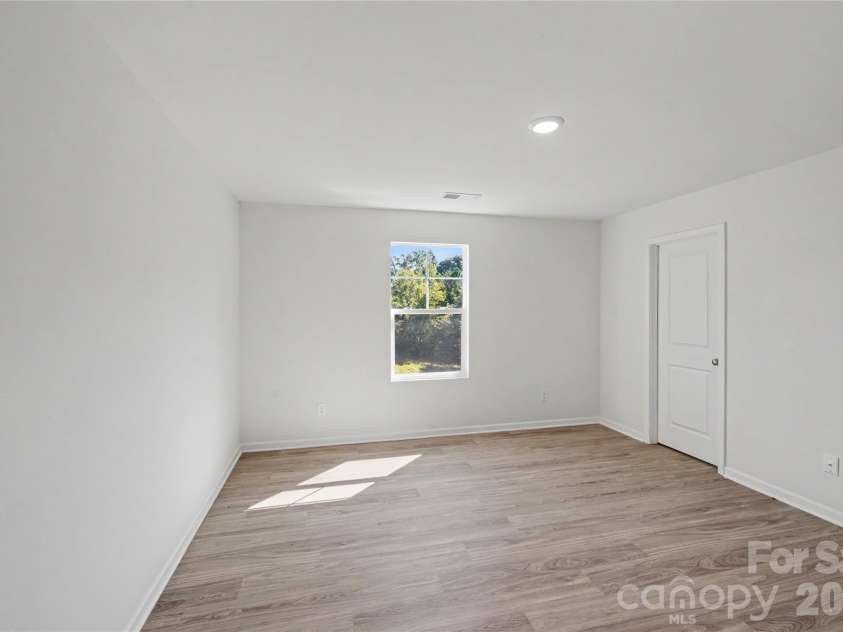 405 Webb Road, Shelby, NC 28152.  MLS# CAR4422603, YatesRealty ID 53120. 