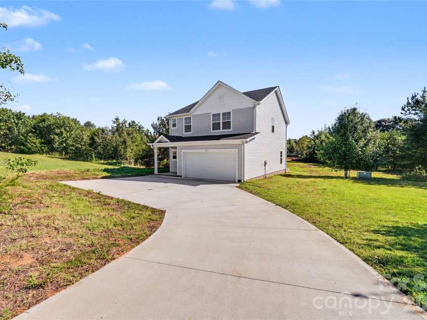 405 Webb Road, Shelby, NC 28152.  MLS# CAR4422603, YatesRealty ID 53120. 