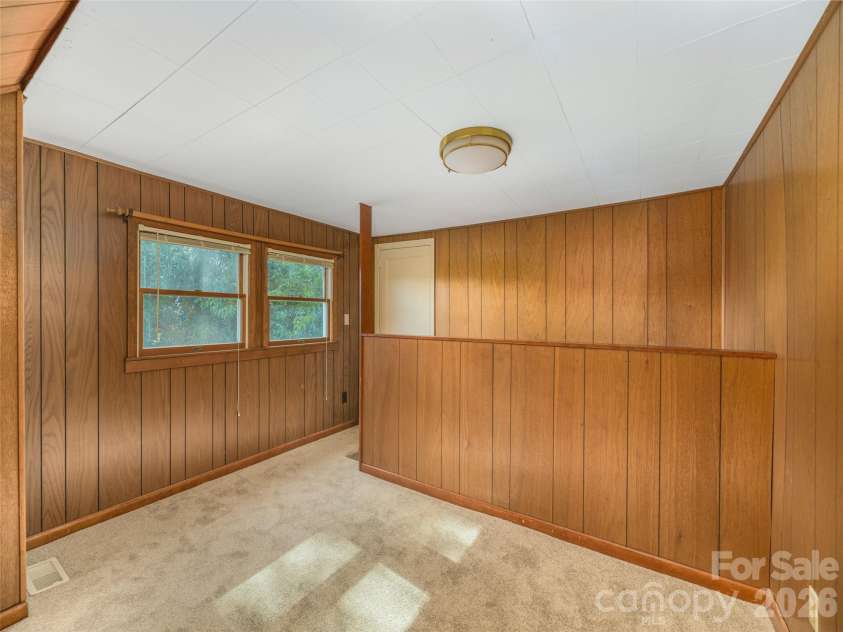 135 Patton Avenue, Canton, NC 28716.  MLS# CAR4428642, YatesRealty ID 53122. 