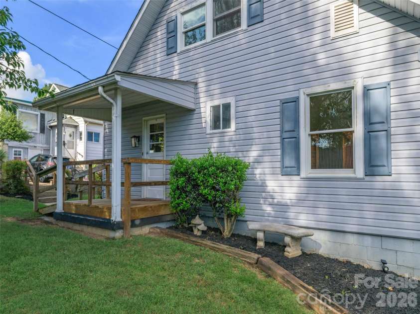135 Patton Avenue, Canton, NC 28716.  MLS# CAR4428642, YatesRealty ID 53122. 