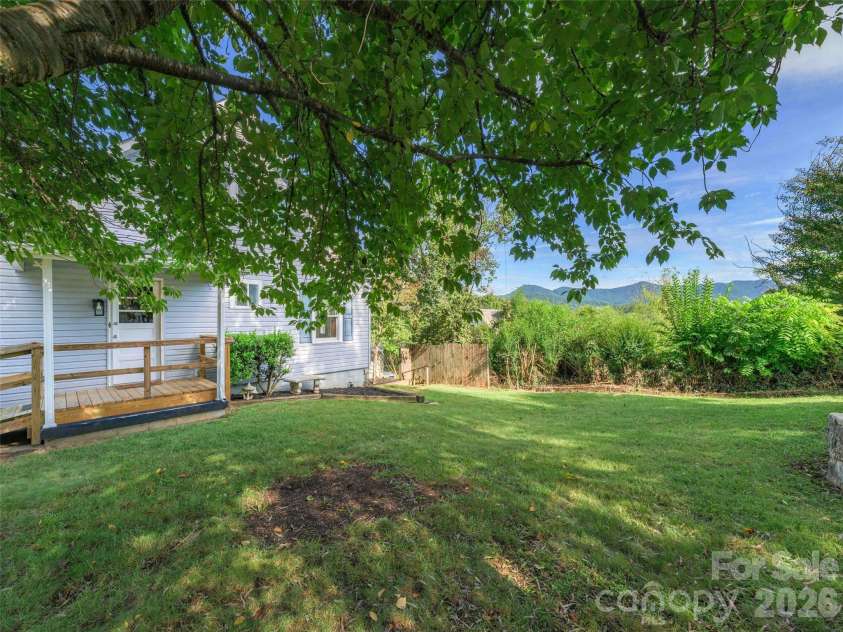 135 Patton Avenue, Canton, NC 28716.  MLS# CAR4428642, YatesRealty ID 53122. 
