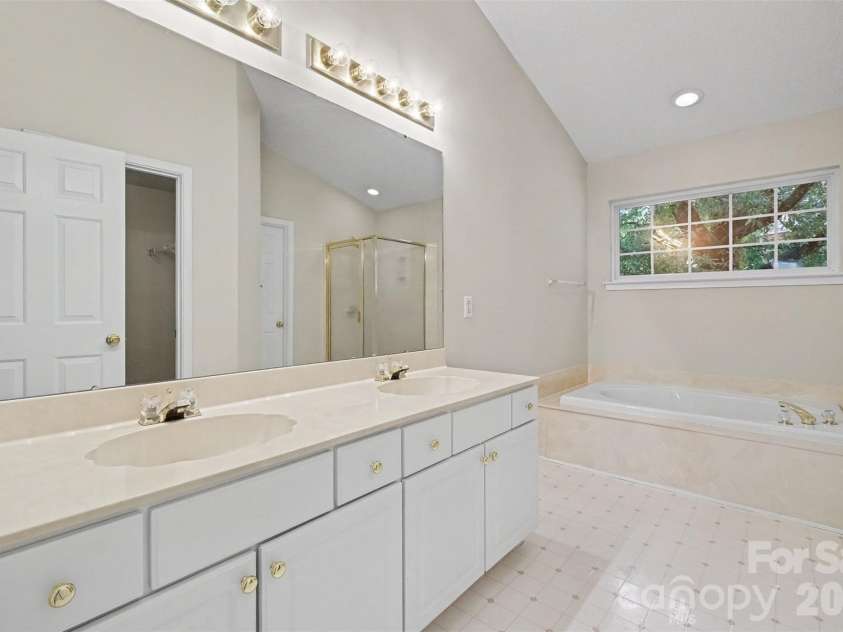 4153 Griswell Drive, Concord, NC 28027.  MLS# CAR4428484, YatesRealty ID 53123. 