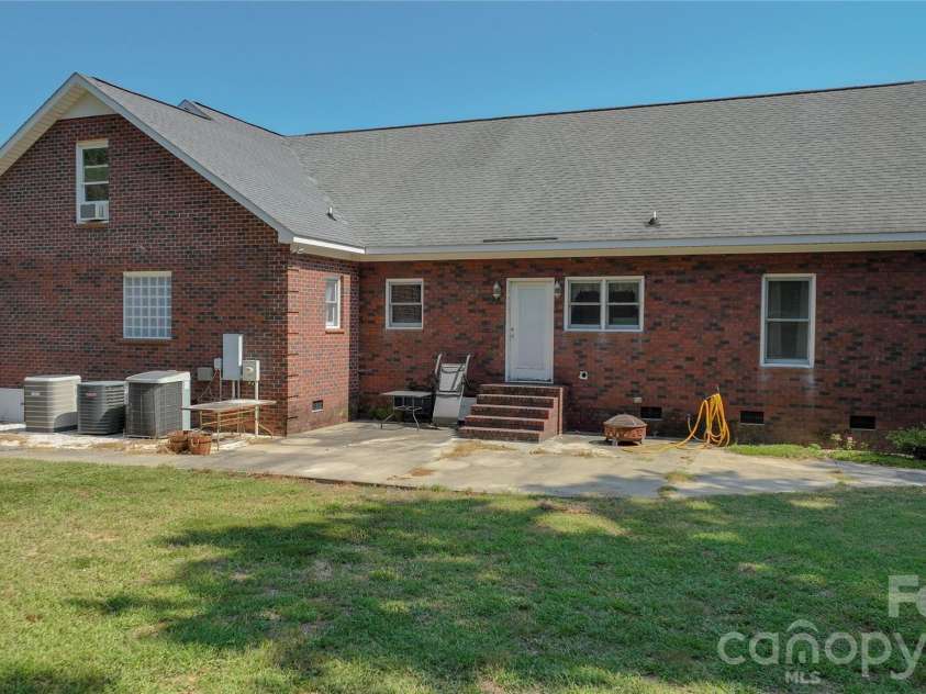 5526 Old Kennedy Ford Road, Marshville, NC 28103.  MLS# CAR4427032, YatesRealty ID 53125. 