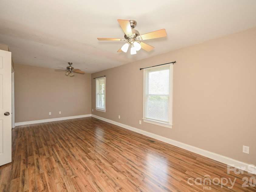 5526 Old Kennedy Ford Road, Marshville, NC 28103.  MLS# CAR4427032, YatesRealty ID 53125. 