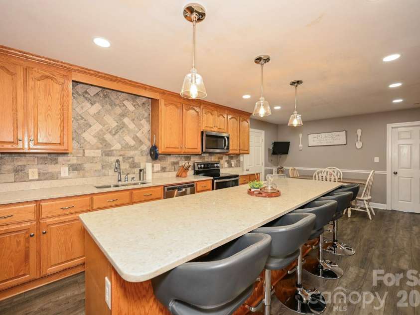 5526 Old Kennedy Ford Road, Marshville, NC 28103.  MLS# CAR4427032, YatesRealty ID 53125. Kitchen