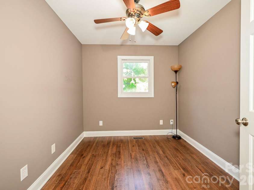 5526 Old Kennedy Ford Road, Marshville, NC 28103.  MLS# CAR4427032, YatesRealty ID 53125. Office/Flex Space