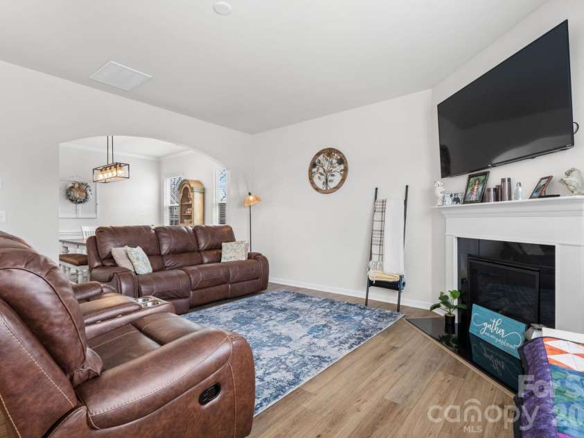 1908 Lowland Shade Court, Maiden, NC 28650.  MLS# CAR4350942, YatesRealty ID 5313. 
