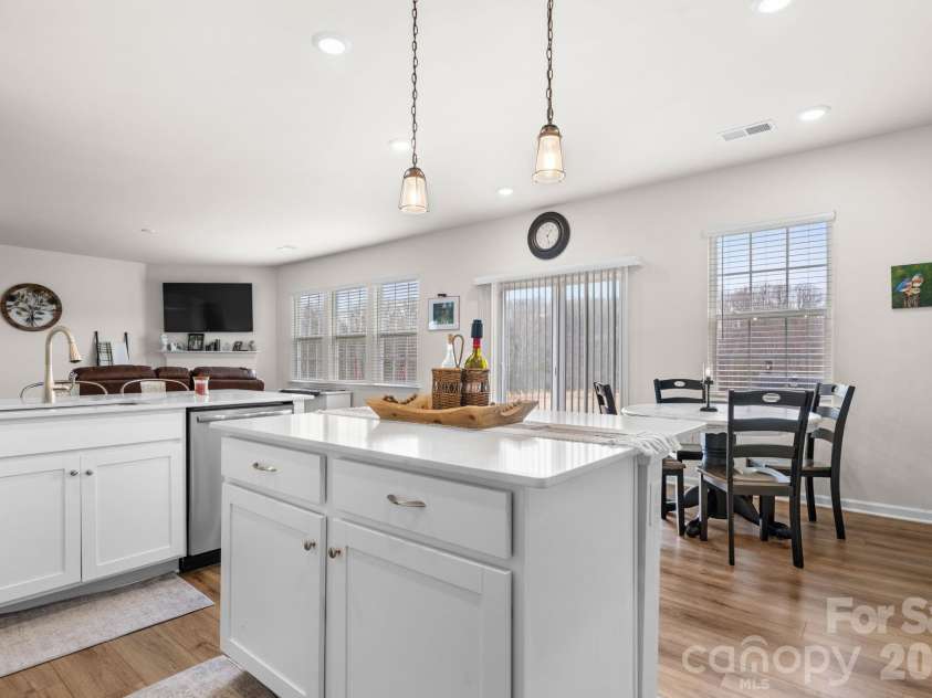 1908 Lowland Shade Court, Maiden, NC 28650.  MLS# CAR4350942, YatesRealty ID 5313. 