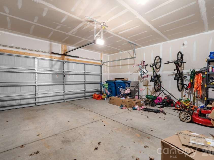 1908 Lowland Shade Court, Maiden, NC 28650.  MLS# CAR4350942, YatesRealty ID 5313. 