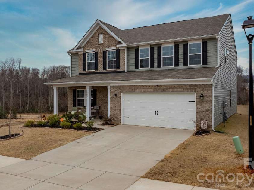 1908 Lowland Shade Court, Maiden, NC 28650.  MLS# CAR4350942, YatesRealty ID 5313. 