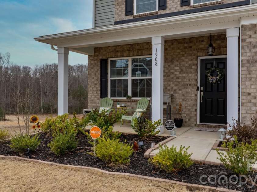 1908 Lowland Shade Court, Maiden, NC 28650.  MLS# CAR4350942, YatesRealty ID 5313. 