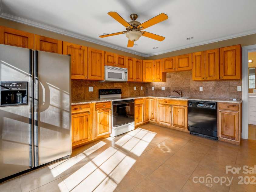 369 Highland Golf Drive, Flat Rock, NC 28731.  MLS# CAR4224826, YatesRealty ID 5313. 
