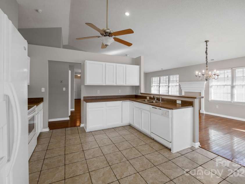 369 Highland Golf Drive, Flat Rock, NC 28731.  MLS# CAR4224826, YatesRealty ID 5313. 