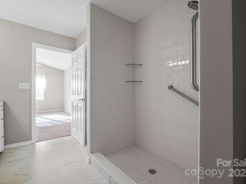 369 Highland Golf Drive, Flat Rock, NC 28731.  MLS# CAR4224826, YatesRealty ID 5313. 