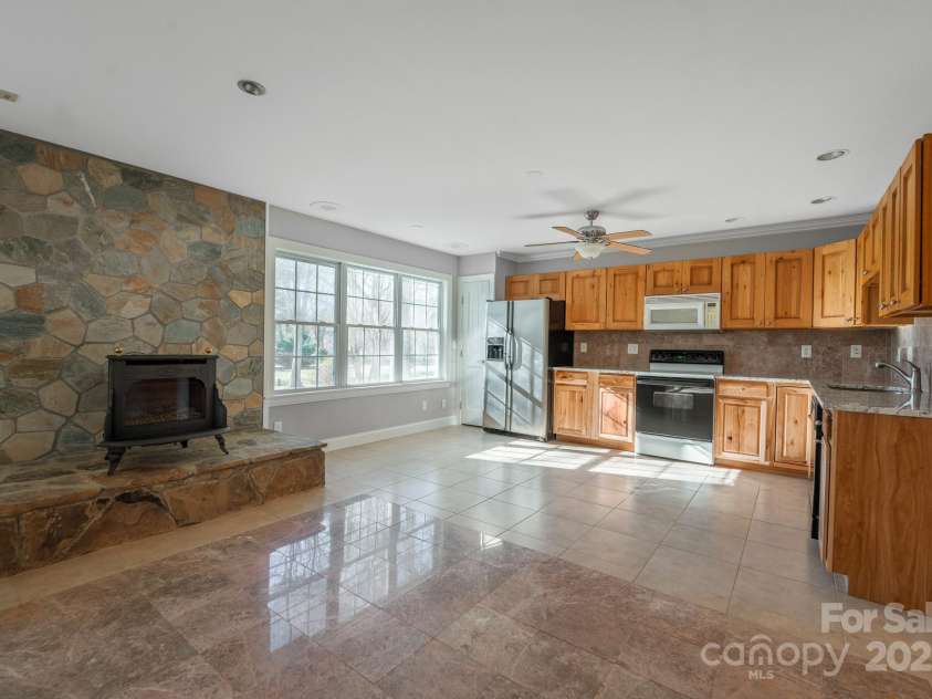 369 Highland Golf Drive, Flat Rock, NC 28731.  MLS# CAR4224826, YatesRealty ID 5313. 