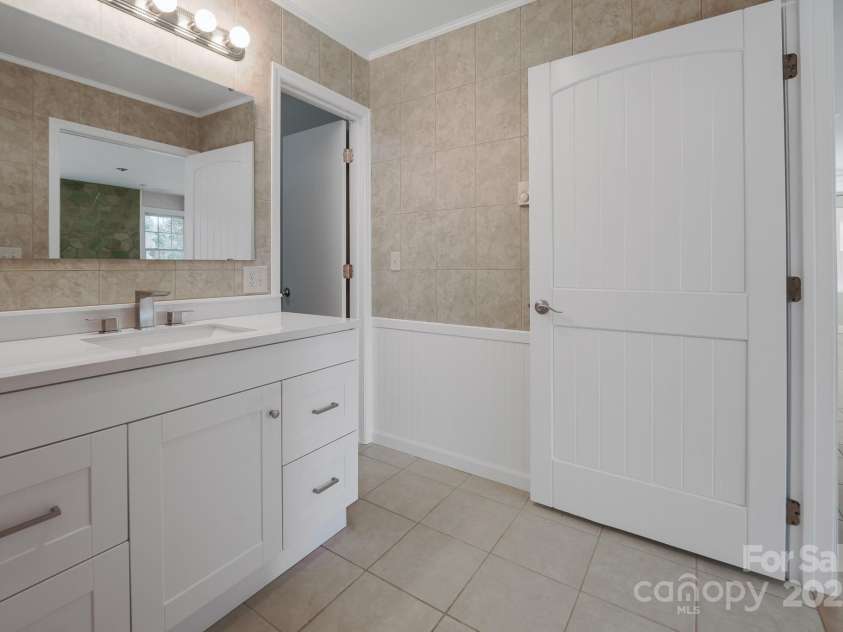 369 Highland Golf Drive, Flat Rock, NC 28731.  MLS# CAR4224826, YatesRealty ID 5313. 