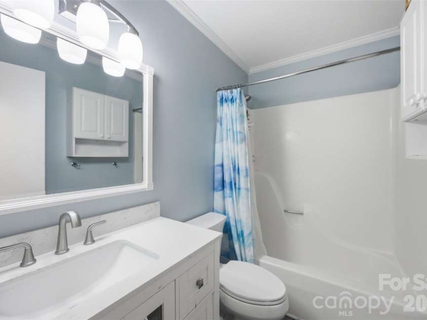 995 Bethel School Road, Clover, SC 29710.  MLS# CAR4421886, YatesRealty ID 53130. 