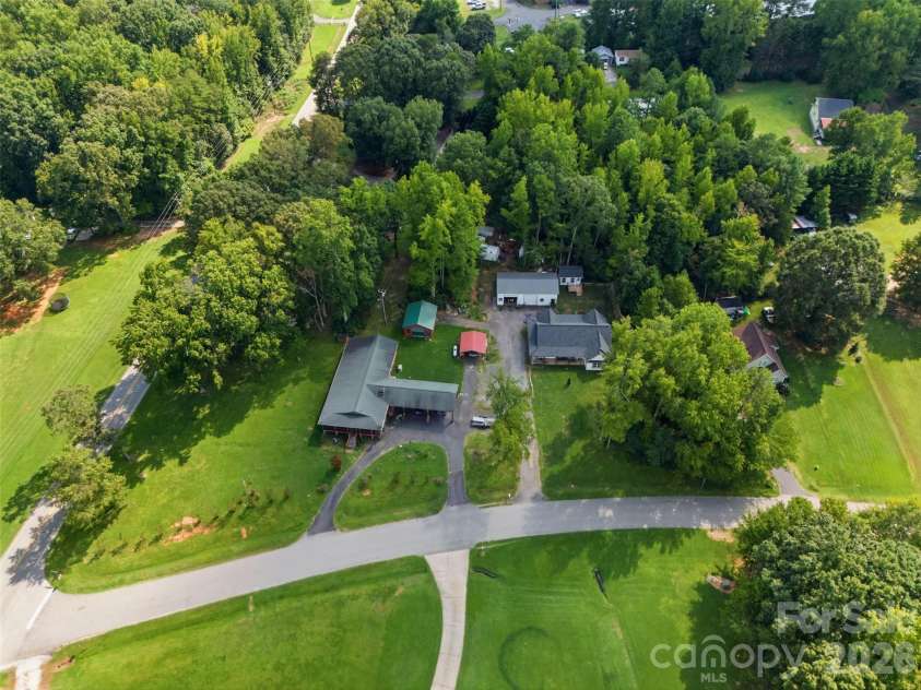 995 Bethel School Road, Clover, SC 29710.  MLS# CAR4421886, YatesRealty ID 53130. 