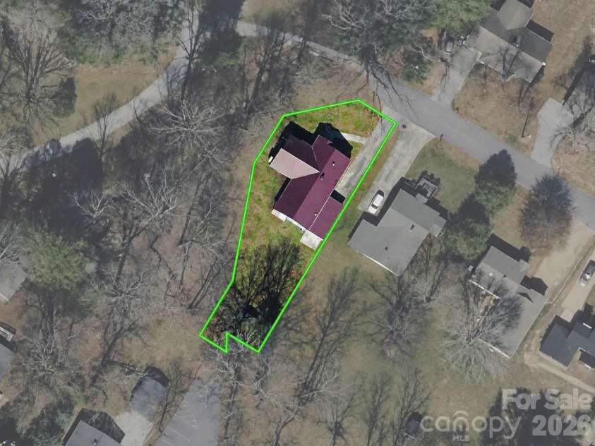 105 Robinson Avenue, Brevard, NC 28712.  MLS# CAR4427338, YatesRealty ID 53132. Aerial and Plat