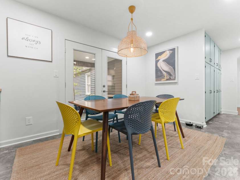 105 Robinson Avenue, Brevard, NC 28712.  MLS# CAR4427338, YatesRealty ID 53132. Dining Room