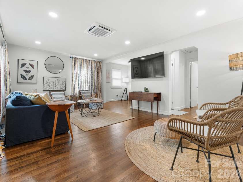 105 Robinson Avenue, Brevard, NC 28712.  MLS# CAR4427338, YatesRealty ID 53132. Living Room