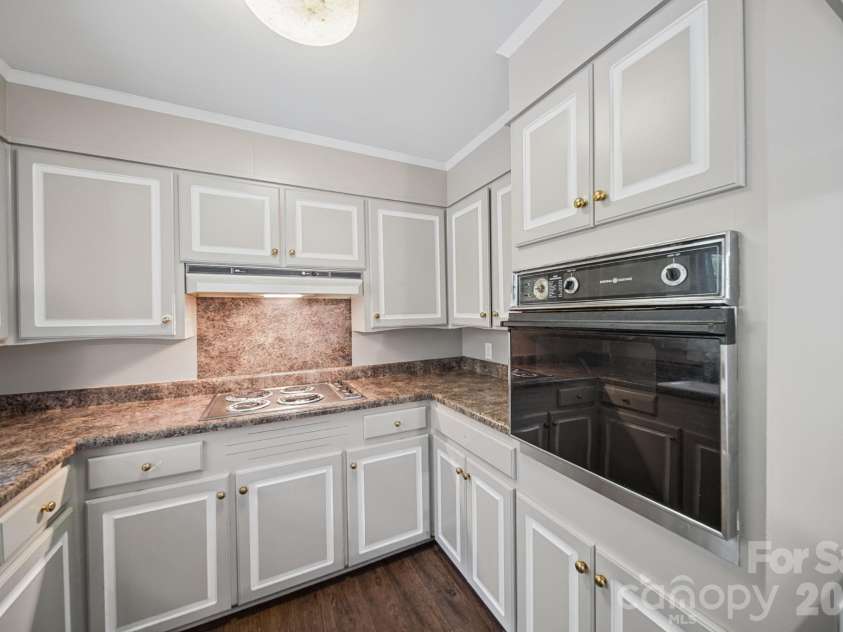 204 Breslin Street, Wadesboro, NC 28170.  MLS# CAR4425795, YatesRealty ID 53133. Kitchen