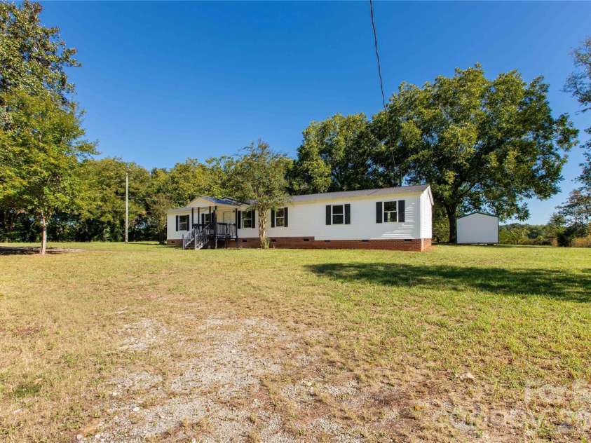 6177 Shiloh Unity Road, Lancaster, SC 29720.  MLS# CAR4426217, YatesRealty ID 53135. 