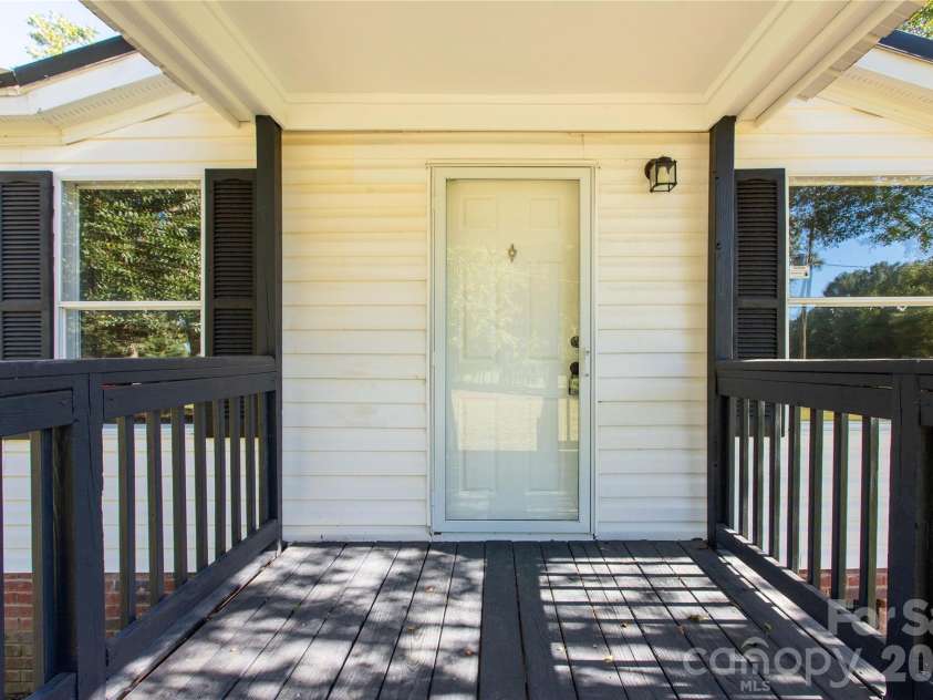 6177 Shiloh Unity Road, Lancaster, SC 29720.  MLS# CAR4426217, YatesRealty ID 53135. 
