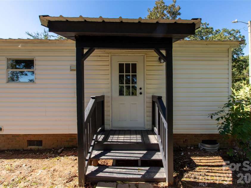 6177 Shiloh Unity Road, Lancaster, SC 29720.  MLS# CAR4426217, YatesRealty ID 53135. 