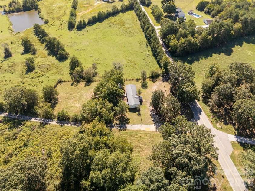 6177 Shiloh Unity Road, Lancaster, SC 29720.  MLS# CAR4426217, YatesRealty ID 53135. 