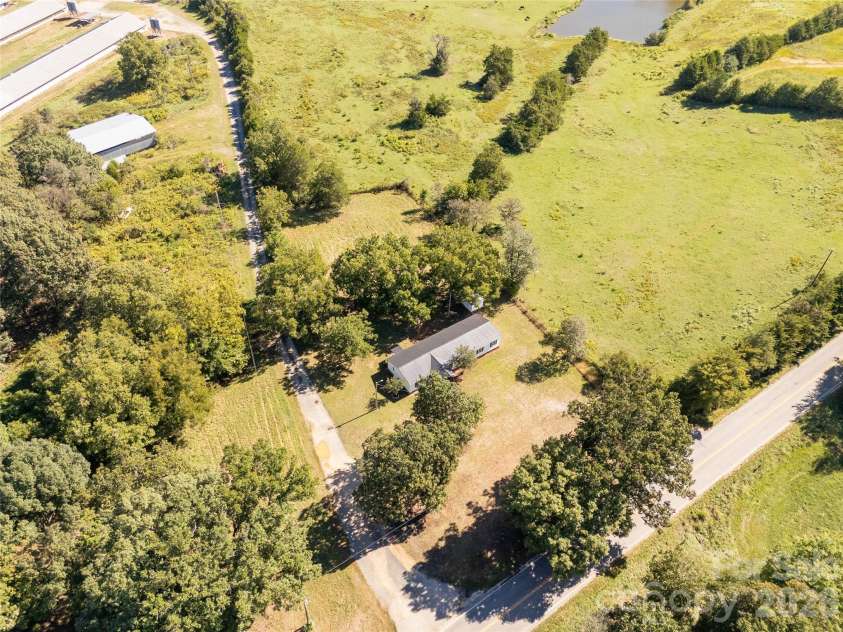 6177 Shiloh Unity Road, Lancaster, SC 29720.  MLS# CAR4426217, YatesRealty ID 53135. 
