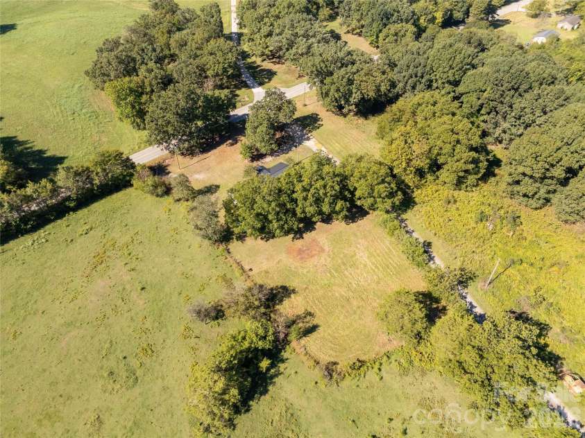 6177 Shiloh Unity Road, Lancaster, SC 29720.  MLS# CAR4426217, YatesRealty ID 53135. 