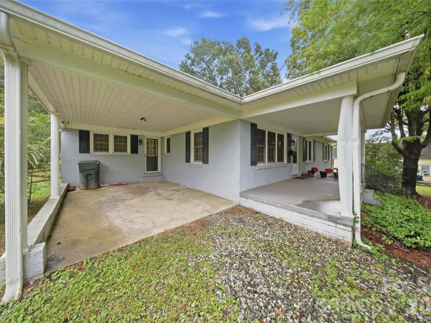 605 Styers Street, Cherryville, NC 28021.  MLS# CAR4428223, YatesRealty ID 53136. 