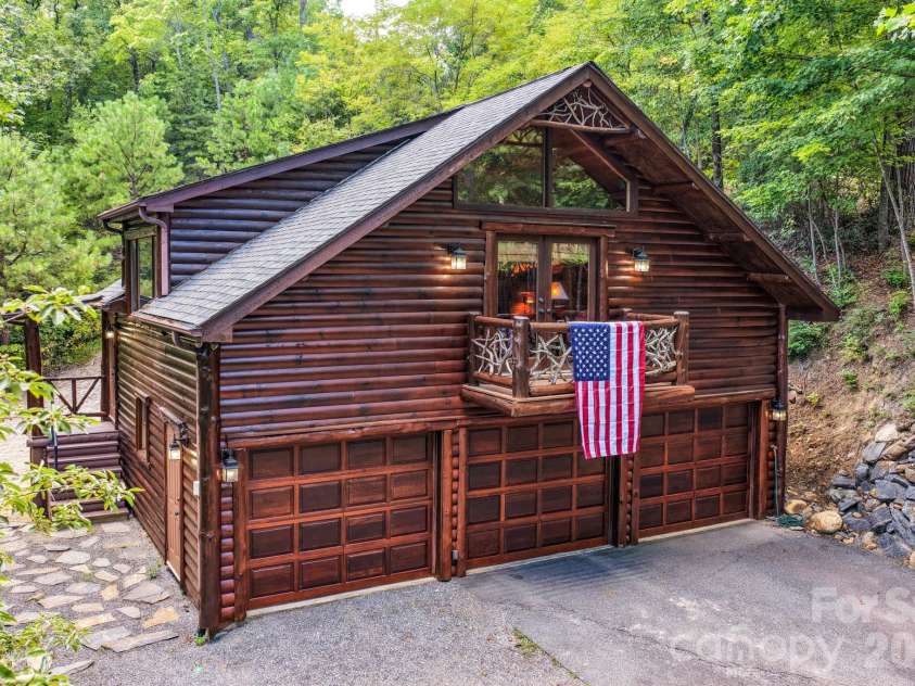 155 Hickory Nut Lane, Lake Lure, NC 28746.  MLS# CAR4409899, YatesRealty ID 53137. 