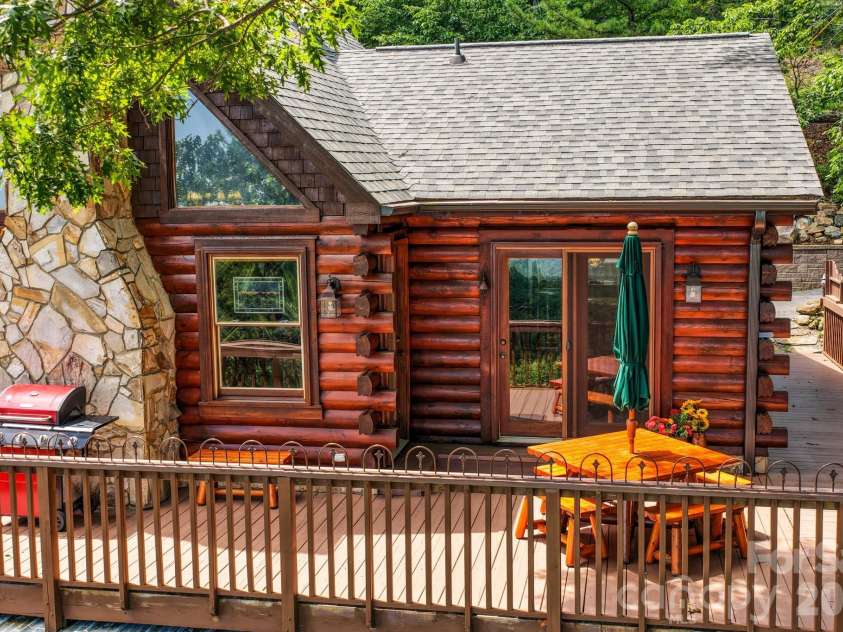 155 Hickory Nut Lane, Lake Lure, NC 28746.  MLS# CAR4409899, YatesRealty ID 53137. 